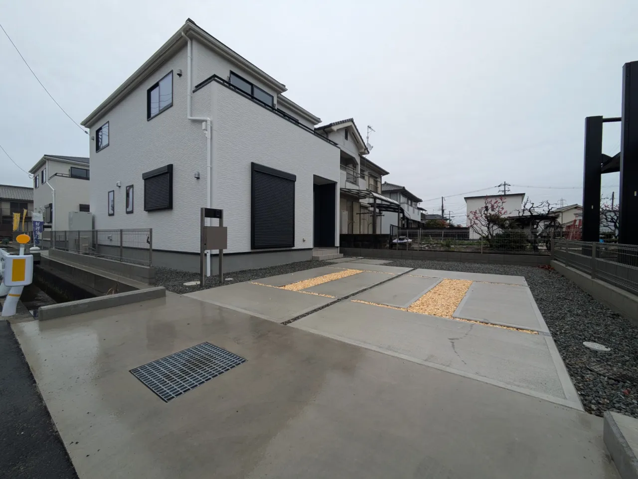 姫路市　駐車場2台付　新築戸建て　4LDK