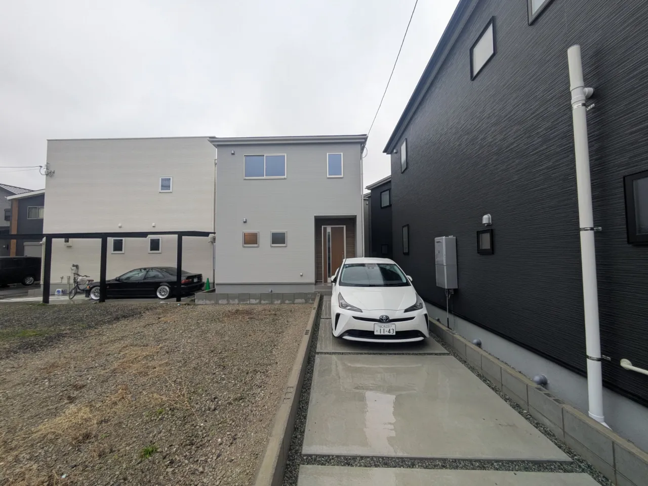 和泉市　駐車場2台付　新築戸建て　3LDK
