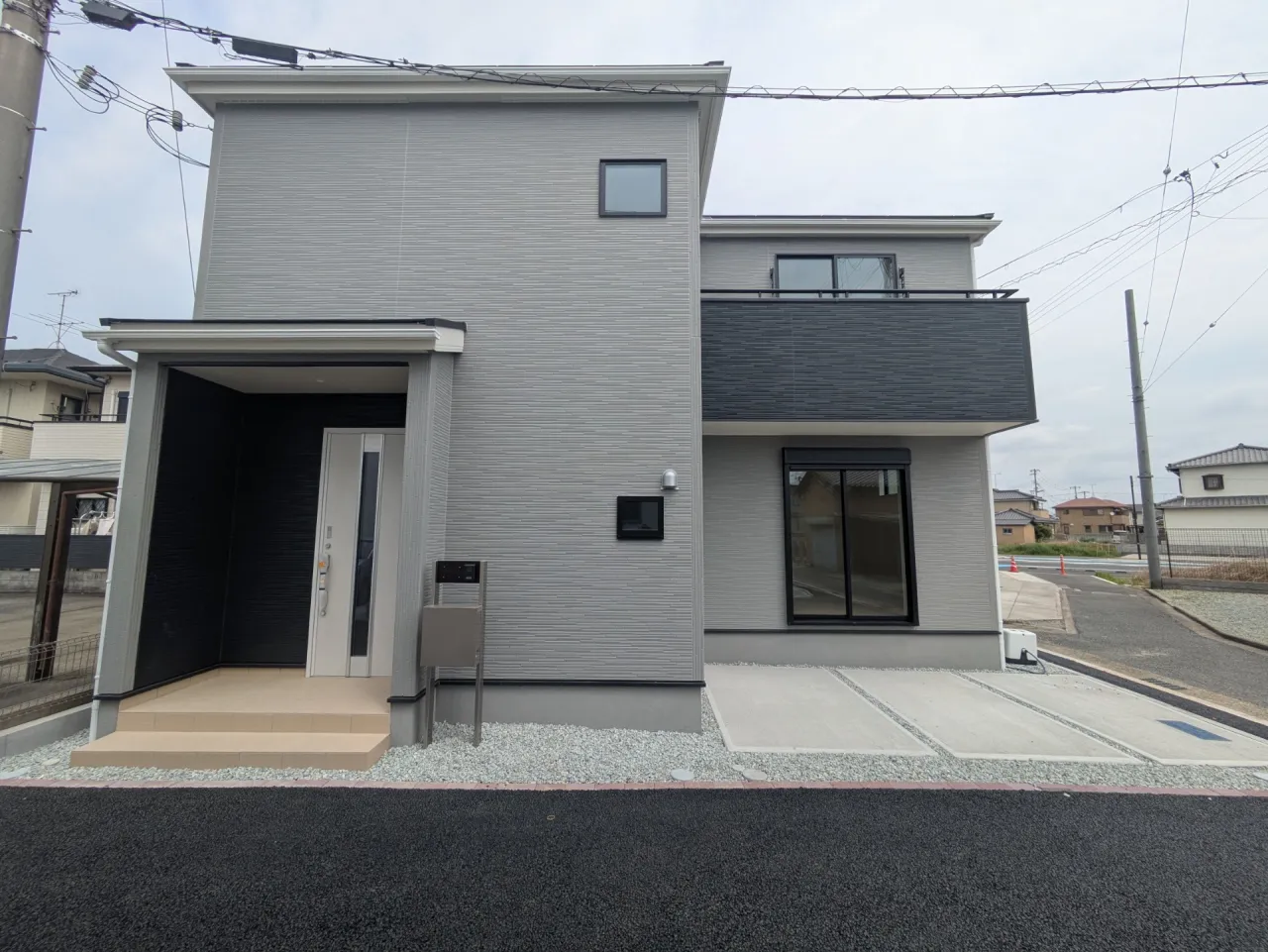 加古川市　駐車場付　新築戸建て　3LDK